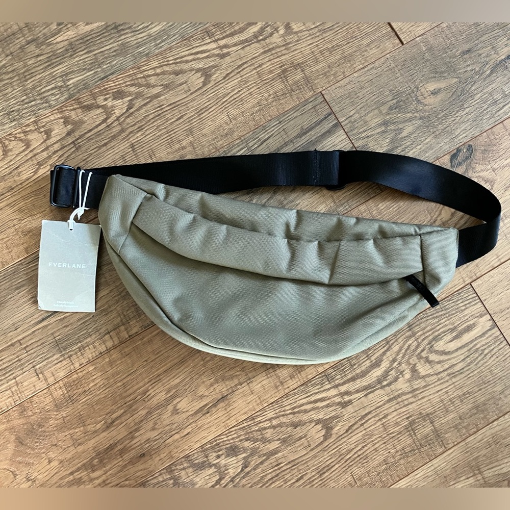 Everlane ReNew Transit Bag Fanny Pack Sling Unisex Men Women